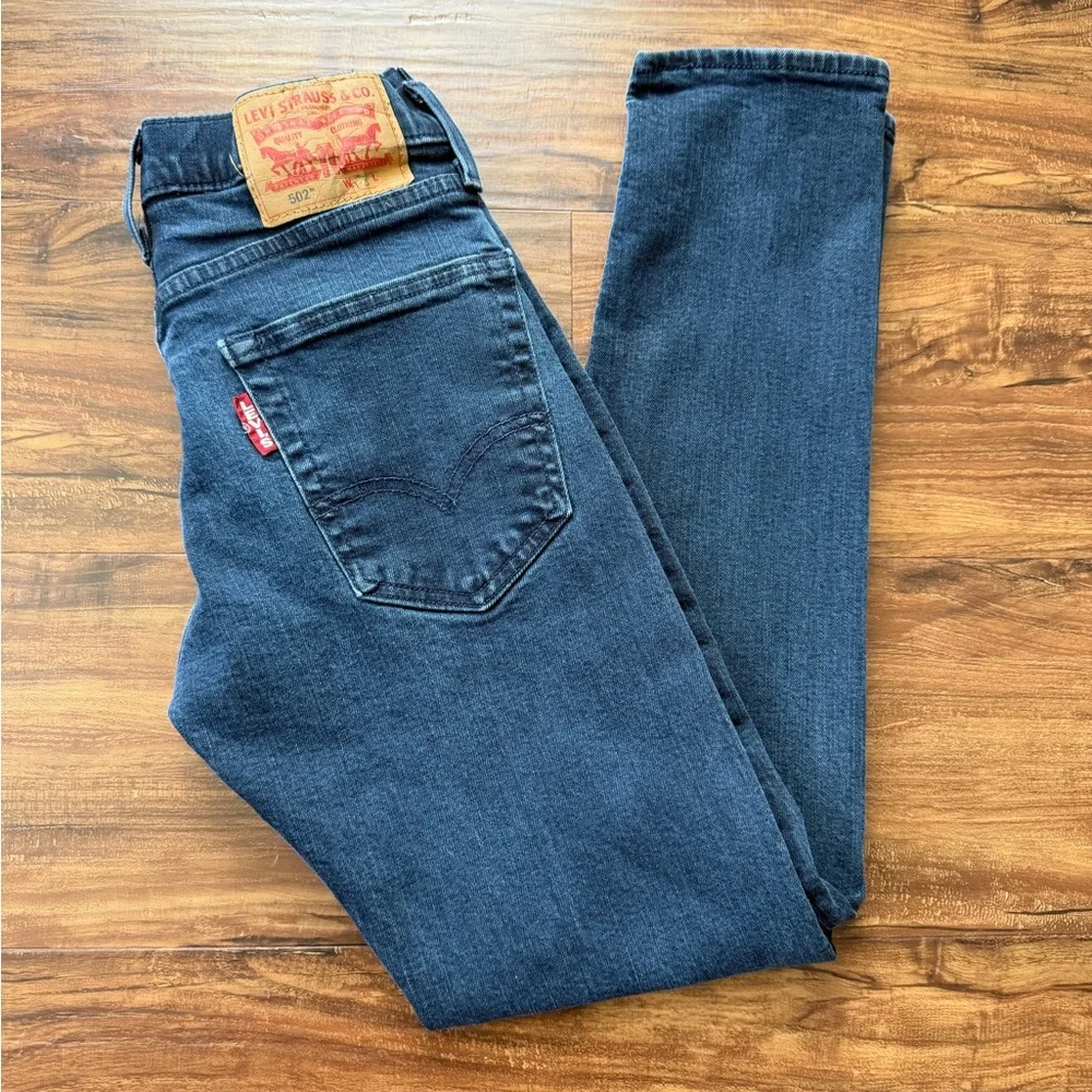 Levi’s 502 Jeans Youth Size 28x30 Dark Wash Tapered Fit Boys Denim